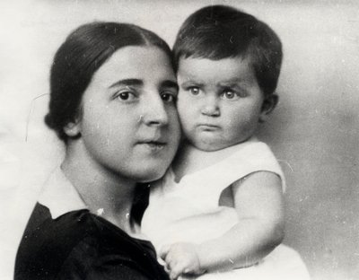 Nadezhda Alliluyeva, deuxième épouse de Josef Staline, et leur fille Svetlana Alliluyeva, 1927 - Unbekannt