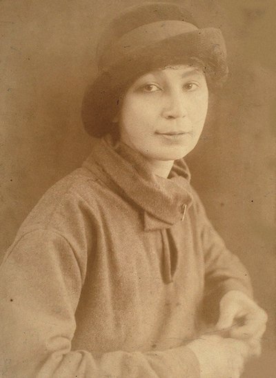 Natalia Sergeevna Goncharova à Paris, 1917 - Unbekannt