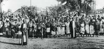 Danseurs indigènes à Mombasa, 1924-1925, 1937 - Unbekannt