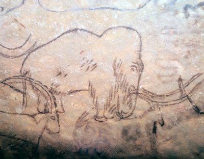 Peinture rupestre néolithique de mammouth et d