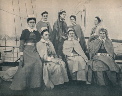 En route pour la guerre ! Infirmières sur un paquebot à destination du Cap, vers 1900 - Unbekannt