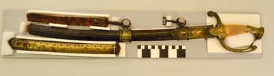 Épée et fourreau d