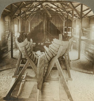 Ancien navire viking - explorateur des mers du nord et bateau funéraire du chef norvégien, Christiania, Norvège, vers - Unbekannt