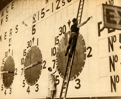 Peintres au travail sur le tote de White City, West London, 1932 - Unbekannt