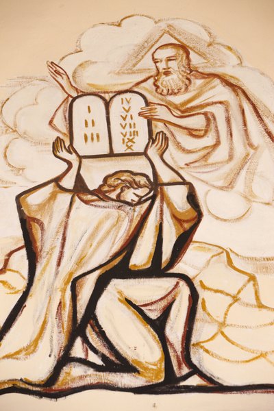 Peinture dans la cathédrale de Lomé : Moïse et les tables de la loi, Lomé, Togo - Unbekannt