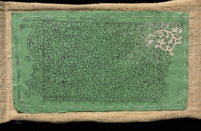 Motif pour dentelle avec petite section de dentelle plate vénitienne travaillée dessus, 17e siècle - Unbekannt