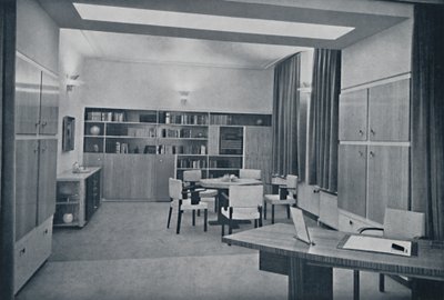 Paul Bromberg. Salle à manger et salon combinés dans une maison à Rotterdam, en ivoire, rouge-orange - Unbekannt