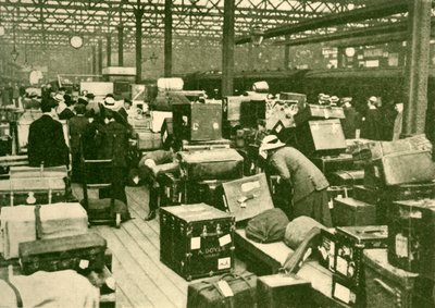 Piles de bagages à la gare de Charing Cross, 1930 - Unbekannt
