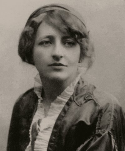 Portrait de la comtesse Fanny Franziska zu Reventlow 1871-1918, vers 1900 - Unbekannt