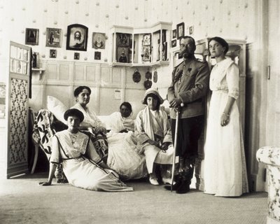 Portrait du Tsar Nicolas II avec sa famille - Unbekannt