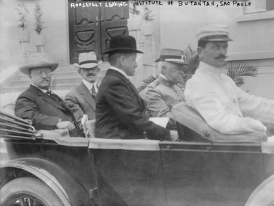 Le président Roosevelt quittant l