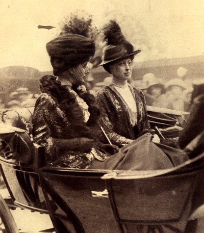 La reine Alexandra du Danemark et la princesse Victoria arrivant à la cathédrale Saint-Paul - Unbekannt