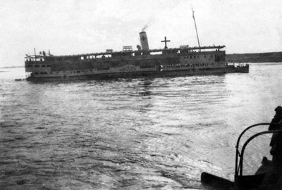 Bateau de la Croix-Rouge remontant le Tigre, Mésopotamie, Première Guerre mondiale, 1918 - Unbekannt
