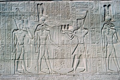 Relief du Pharaon devant Knum, Temple de Khnoum, périodes ptolémaïque et romaine - Unbekannt