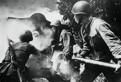 Artillerie russe en action, Front de l