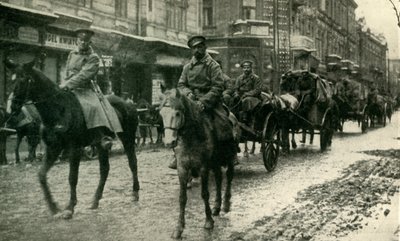 Colonne de ravitaillement russe à Przemysl, mars 1915, vers 1920 - Unbekannt