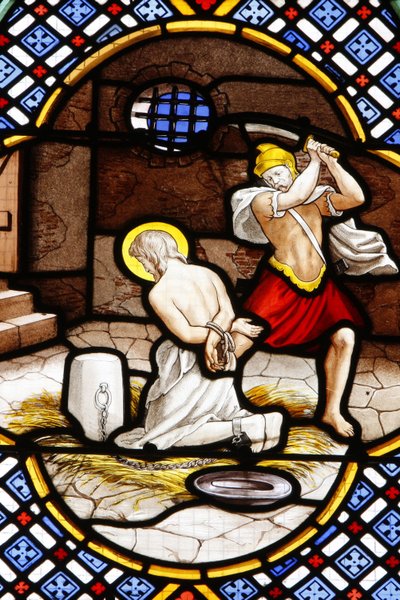 Cathédrale Saint-Corentin, Quimper. Vitrail : la mort de Jean-Baptiste, Quimper, France - Unbekannt