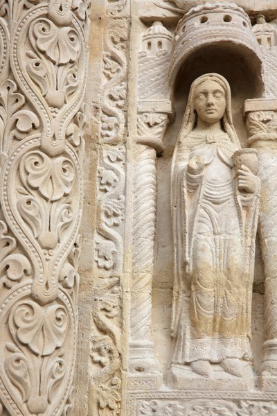 Basilique Saint-Denis. Portail central. La vierge sage, 20150919, Saint-Denis, France - Unbekannt