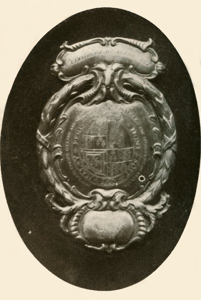 Fronton en argent, avec armoiries anglaises, 1677, 1937 - Unbekannt