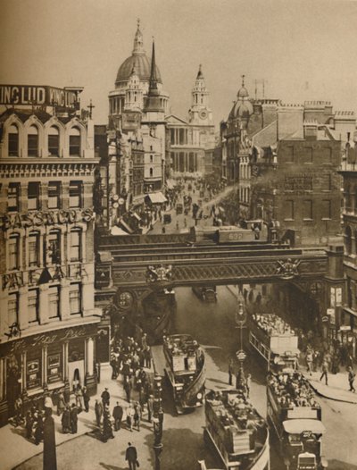 Flèche de St. Martins Ludgate silhouettée contre la masse de St. Pauls, vers 1935 - Unbekannt