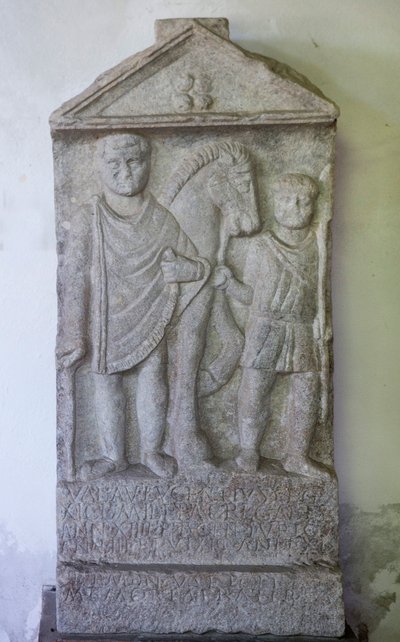 Stèle de Valerio Alucenzio, pierre, IIIe siècle - Unbekannt