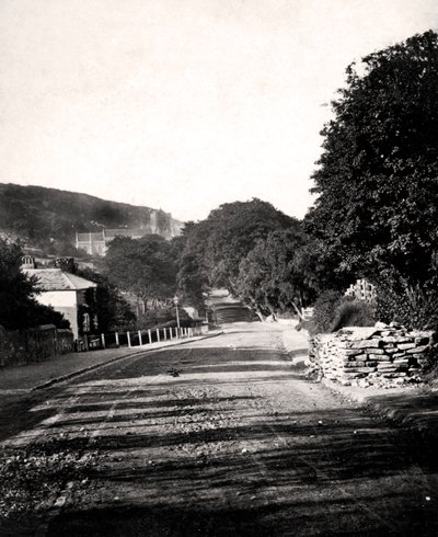 Rue à travers une vallée à Hastings, Sussex, début du 20e siècle - Unbekannt