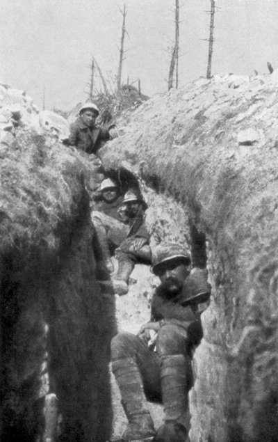 Porteurs de brancards dans une tranchée, sud de Cornillet, Première Guerre mondiale, 20 mai 1917 - Unbekannt