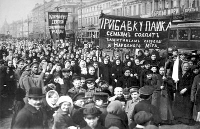 Grévistes de Putilov le premier jour de la Révolution de Février, Saint-Pétersbourg, Russie, 1917 - Unbekannt