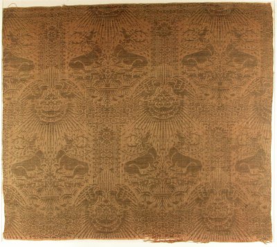 Fragment de textile avec cerfs couchés, aigles, nuages et rayons de soleil, italien, années 1390 - Unbekannt