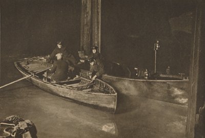 Police de la Tamise en patrouille de nuit qui protège la sécurité du fleuve, vers 1935 - Unbekannt