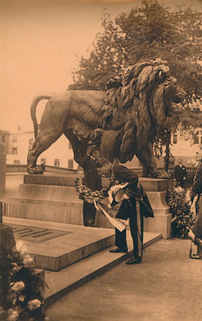 Le ministre cubain dépose une couronne en hommage au Soldat belge inconnu, Bruxelles, Belgique, 1927 - Unbekannt