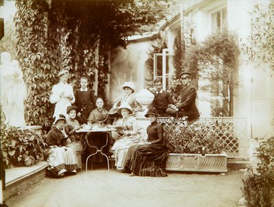La famille du duc Fyodor Uvarov dans leur domaine de campagne, Porechye, Russie, années 1880 - Unbekannt