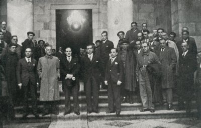 Le chef du gouvernement basque (ou lehendakari) José Antonio Aguirre et des membres du gouvernement, Barcelone. Fondation privée Jubert Figueras. - Unbekannt