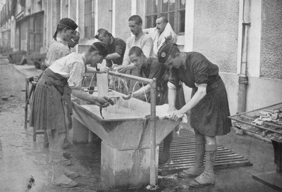 La toilette du matin sur le continent - Unbekannt