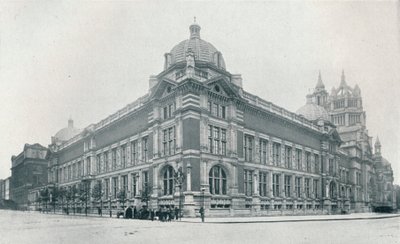 Le nouveau musée Victoria et Albert ouvert le 26 juin 1909, vers 1909 - Unbekannt