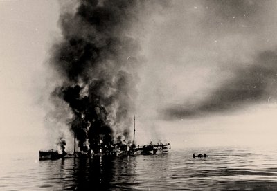 Le naufrage du brise-glace Alexander Sibiryakov par le croiseur allemand Admiral Scheer le 25 août 1942 - Unbekannt