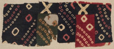 Fragment teint par nouage, vers 700-1100 après J.-C. - Unbekannt