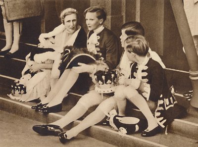 Épuisé, 1937 - Unbekannt