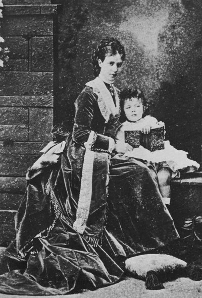 Tsarine Maria Feodorovna de Russie avec le tsarévitch Nicolas, vers 1873 - Unbekannt