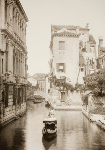 Sans titre II 8, vers 1890. [Gondole sur canal, Venise] - Unbekannt