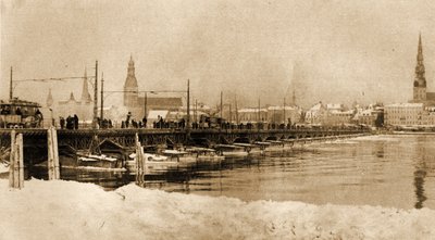 Vue du pont flottant sur la Dvina, Riga, Lettonie, 1915 - Unbekannt