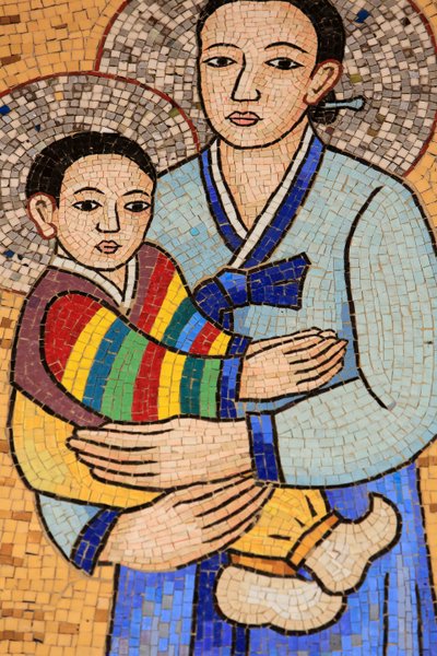 Vierge et enfant, Corée. Basilique de l