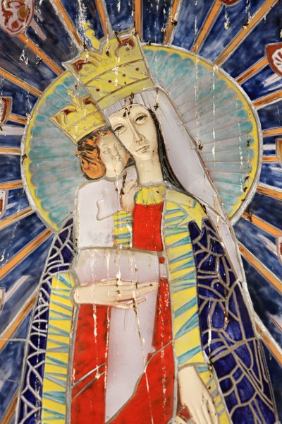 Vierge et enfant. Pologne. Basilique de l