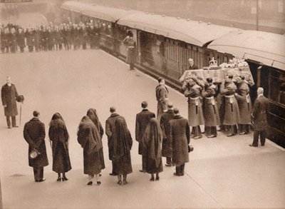 Veille du cercueil, couvert par le drapeau royal, 1936 - Unbekannt