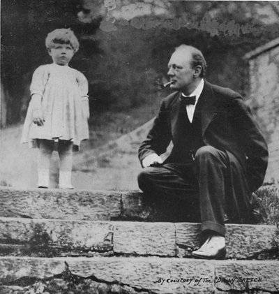 Winston Churchill avec sa fille Mary à Chartwell, vers 1924, 1945 - Unbekannt