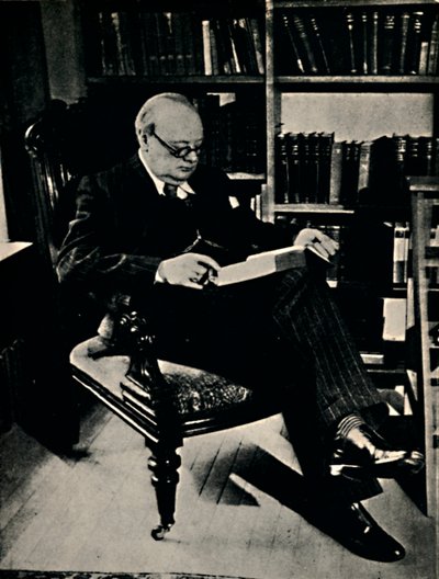 Winston Spencer Churchill dans sa bibliothèque, 1945 - Unbekannt