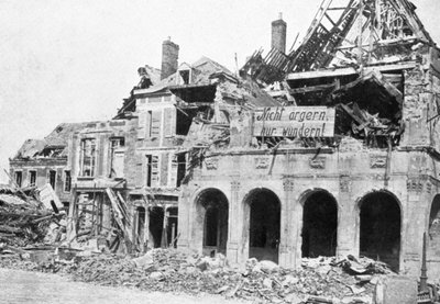Bâtiment détruit, Grande Place, Péronne, France, Première Guerre mondiale, 1917, vers 1920 - Unbekannt