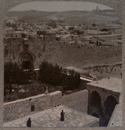 Porte de Sion. Le mont des Oliviers et le mont Scopus au loin, vers 1900 - Unbekannt