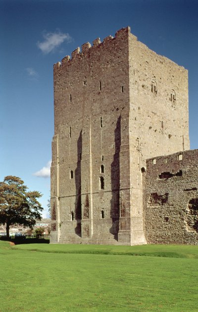 Vue extérieure du donjon, Château de Portchester, Hampshire, construit c.1160-72 - Unbekannt Unbekannt