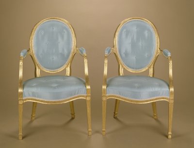 Paire de fauteuils dorés à dossier ovale de style Adam, tapissés de bleu, c.1780 - Unbekannt Unbekannt